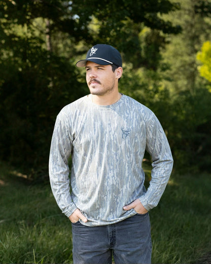 Buck Commander Mossy Oak Bottomland Washed Out Long Sleeve Tee