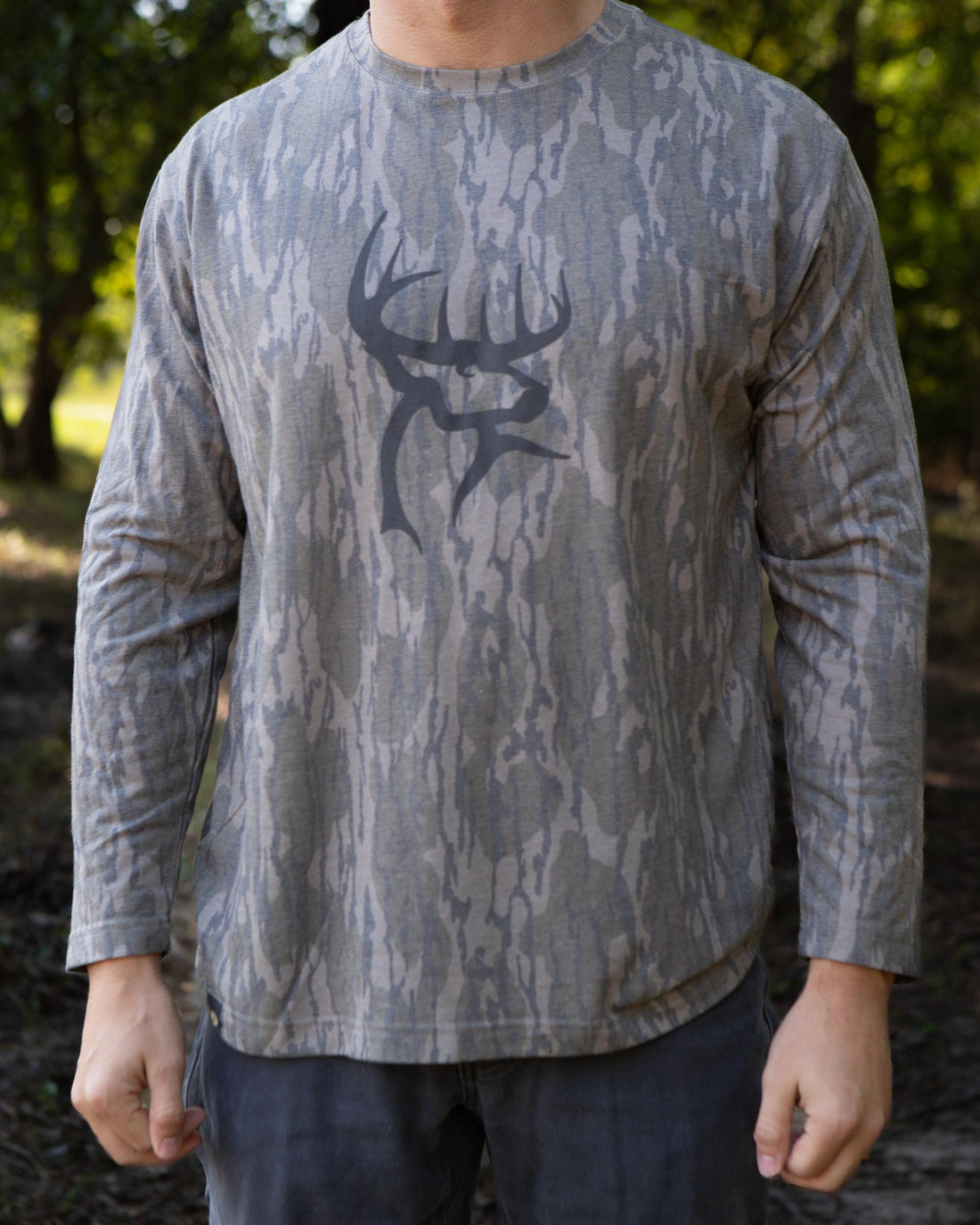 Buck Commander Mossy Oak Bottomland Icon Long Sleeve Tee