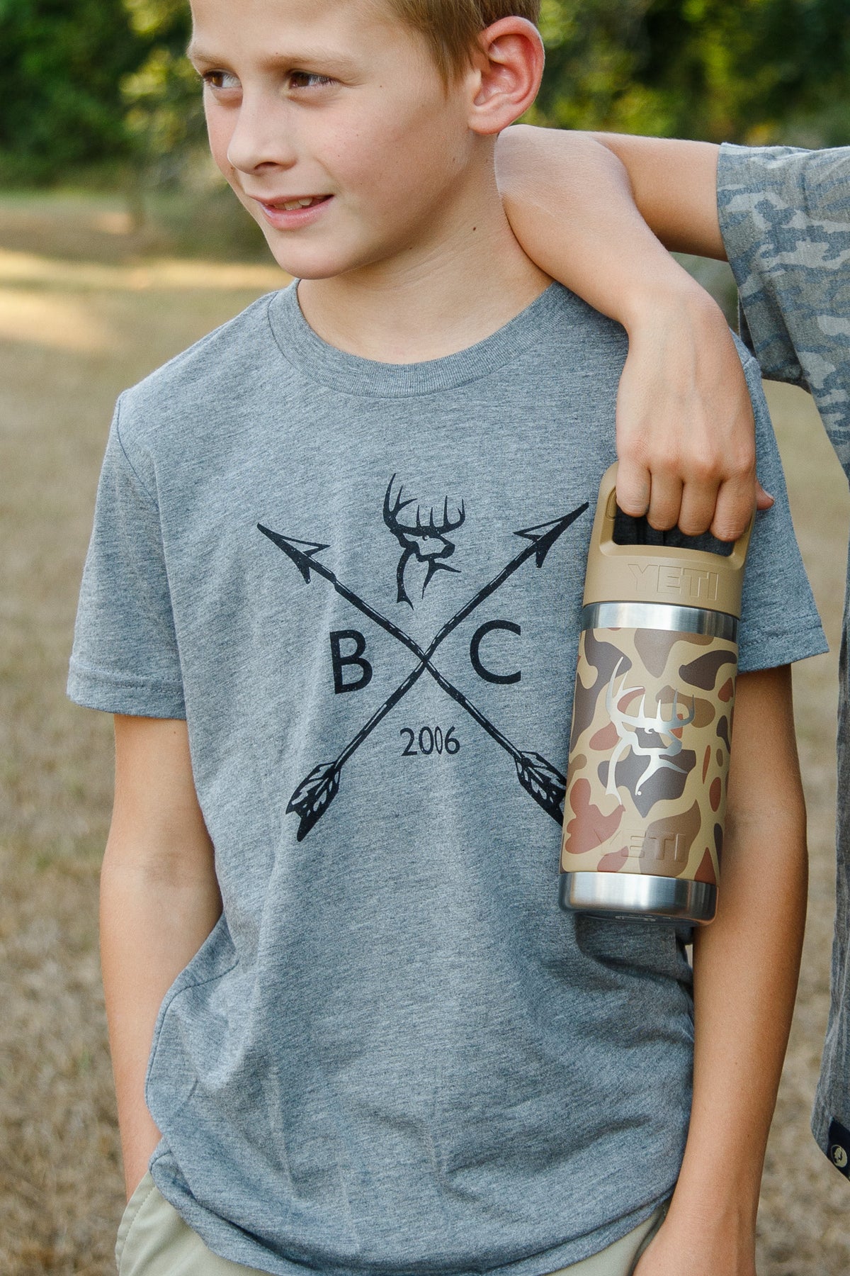 Buck Commander Arrows Triblend Youth Tee
