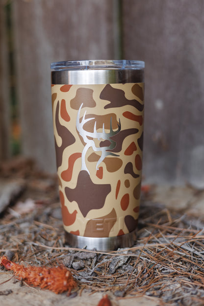 Buck Commander 20oz Wetlands Camo Icon Yeti Rambler
