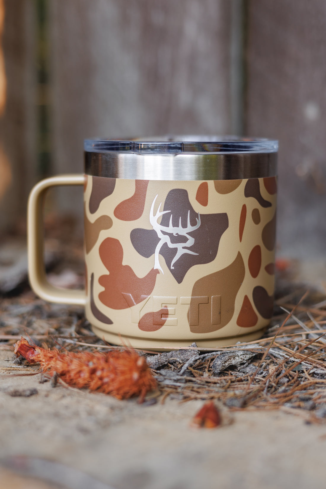 Buck Commander Icon 14oz Wetlands Camo Yeti Rambler with Handle