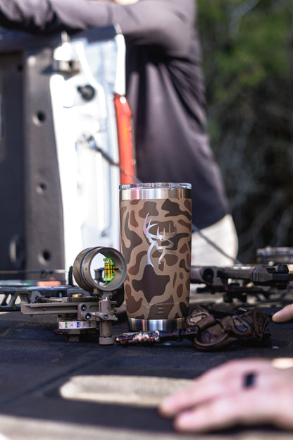 Buck Commander 20oz Wetlands Camo Icon Yeti Rambler